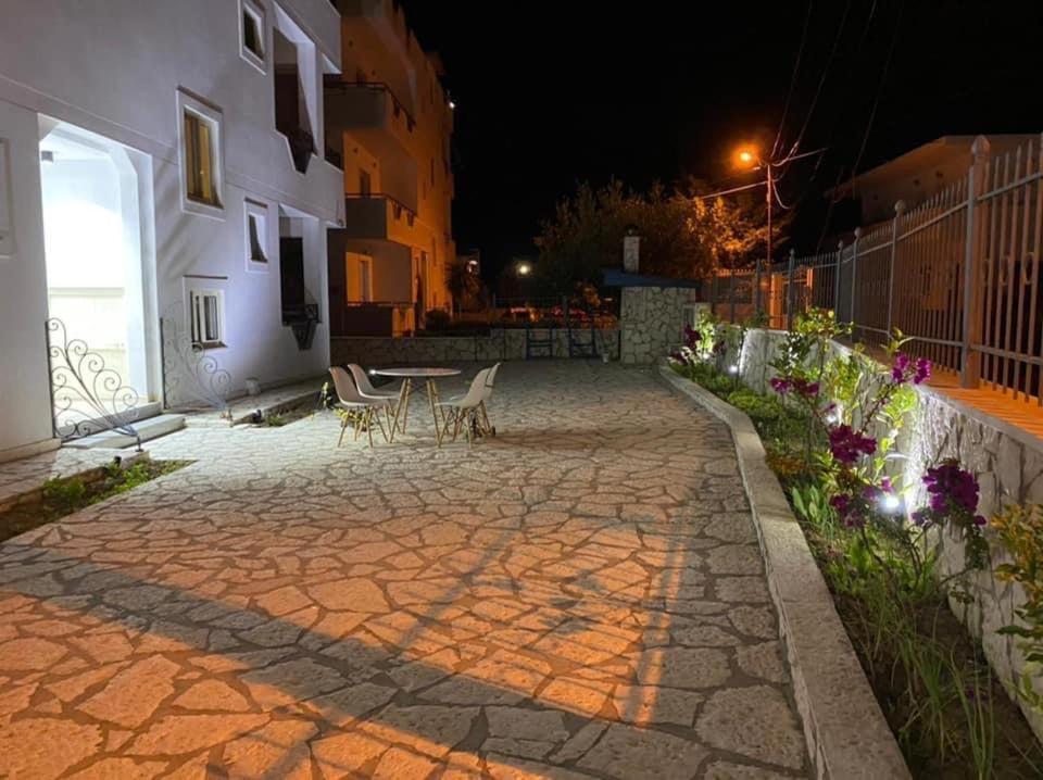 Vila Butrint Apartment Ksamil Ngoại thất bức ảnh
