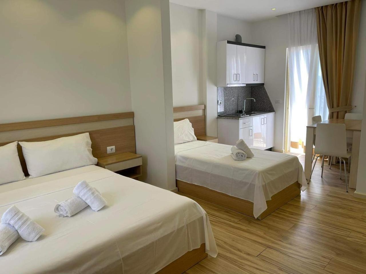 Vila Butrint Apartment Ksamil Ngoại thất bức ảnh